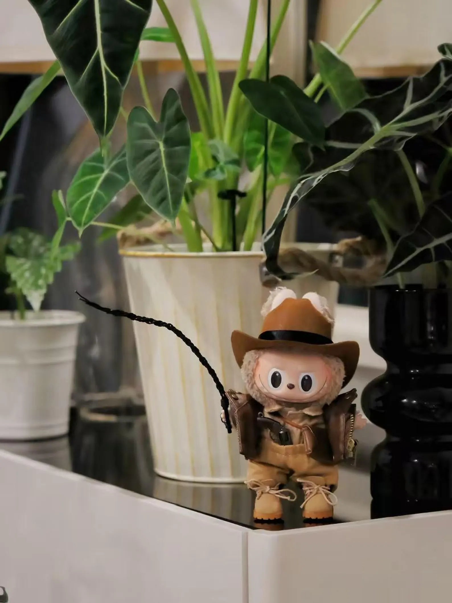 Handmade Labubu Clothes, 8-Piece Epic Quest Labubu Outfits, Handcrafted Mini Adventurer Set, Collector's Edition Doll Clothes, Fedora & Whip