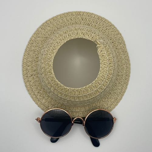 "Sunny Day" Accessory Set for Labubu Doll - Miniature Straw Hat & Retro Sunglasses (17cm)