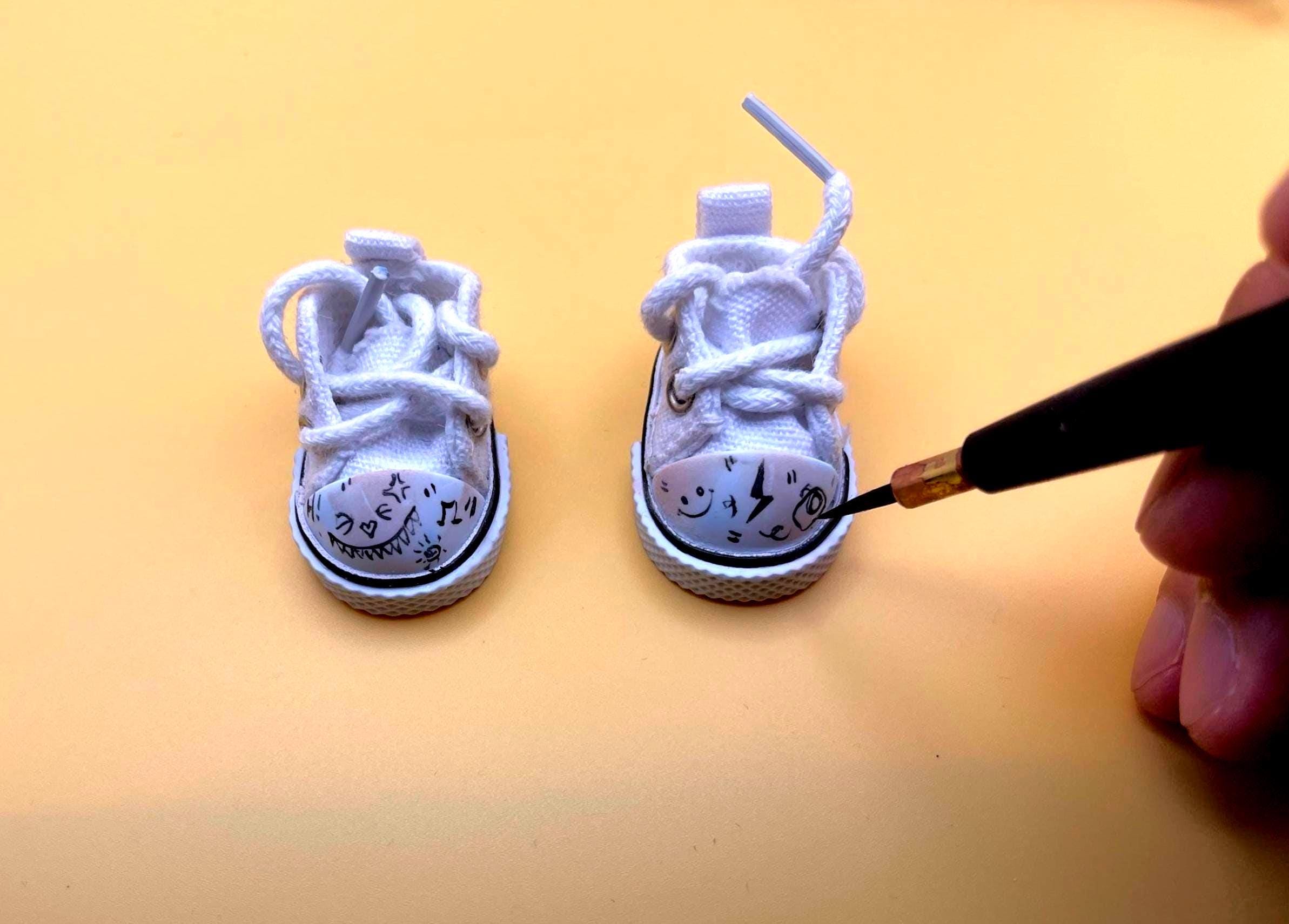 New York Photographer Set Labubu Clothes - 6pc Labubu Outfit, Hand-Painted Sneakers, 15/17 cm Labubu Accessories, Interactive Camera