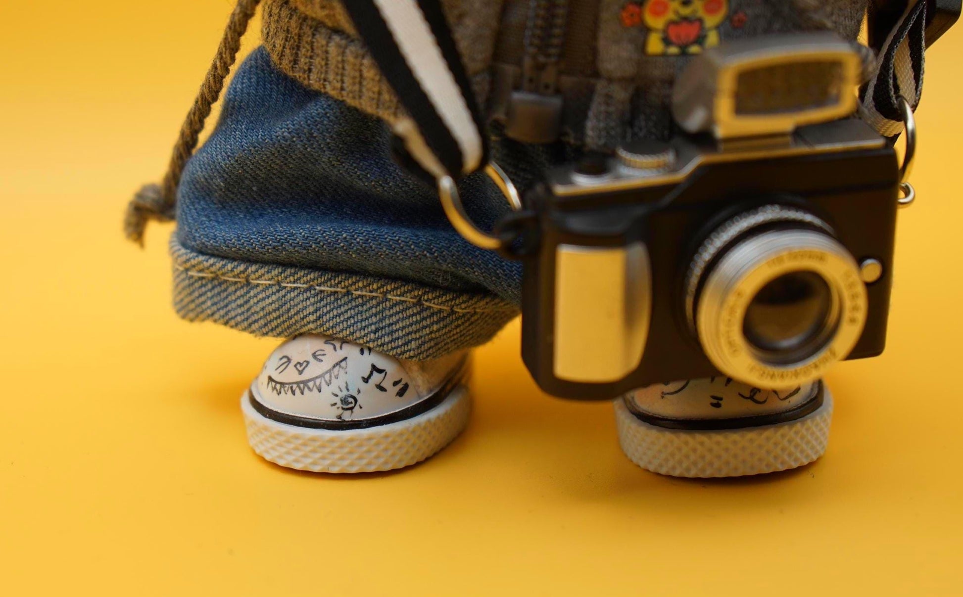 New York Photographer Set Labubu Clothes - 6pc Labubu Outfit, Hand-Painted Sneakers, 15/17 cm Labubu Accessories, Interactive Camera