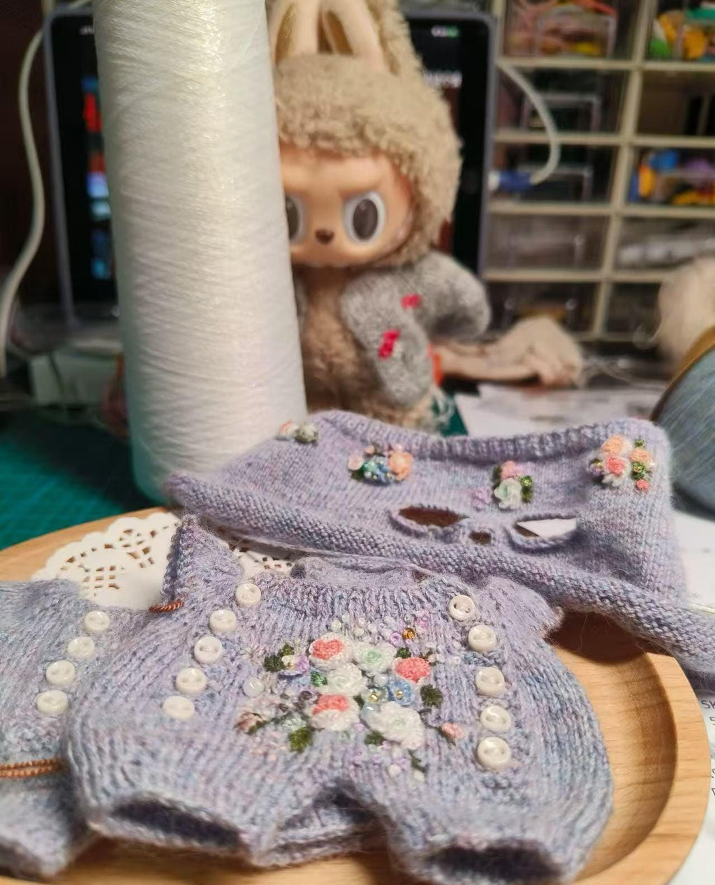 Handmade Labubu Clothes, Embroidered Floral Doll Romper, Hand-Knitting Bouquet Outfit, Romantic Cottagecore Set for 15/17cm Labubu outfits
