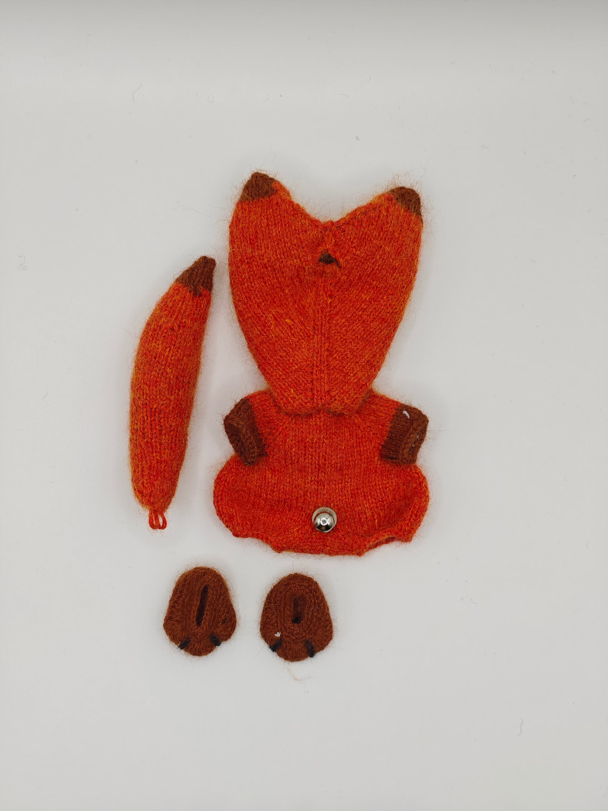 Handmade Labubu Clothes, Suit for 10/17cm Labubu, Zsiga, Handmade Knit Fox Labubu Outfits